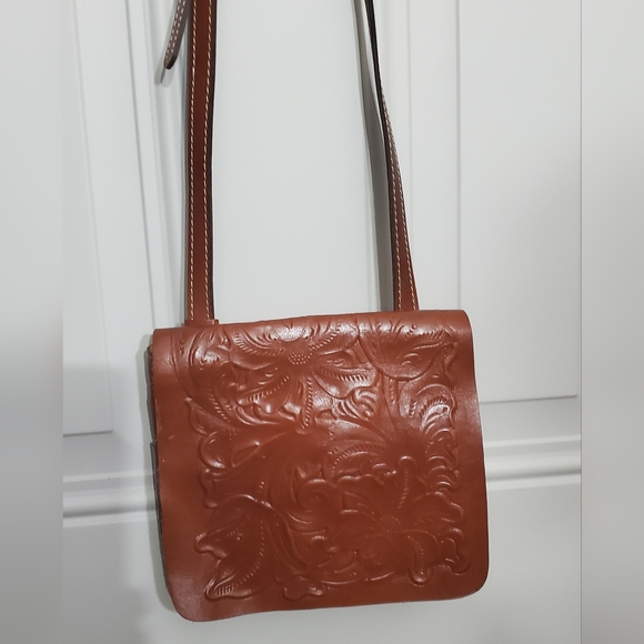 Patricia Nash Granada Leather Embossed Crossbody Western Tan Like new - Picture 3 of 16